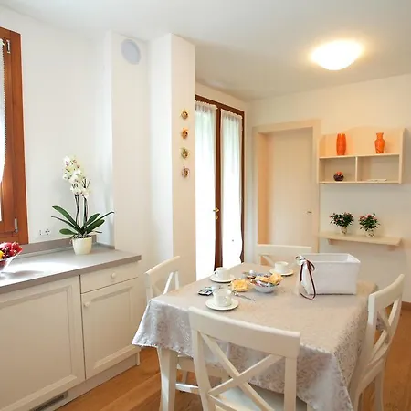 Apartment Diffuso D. Brolo *